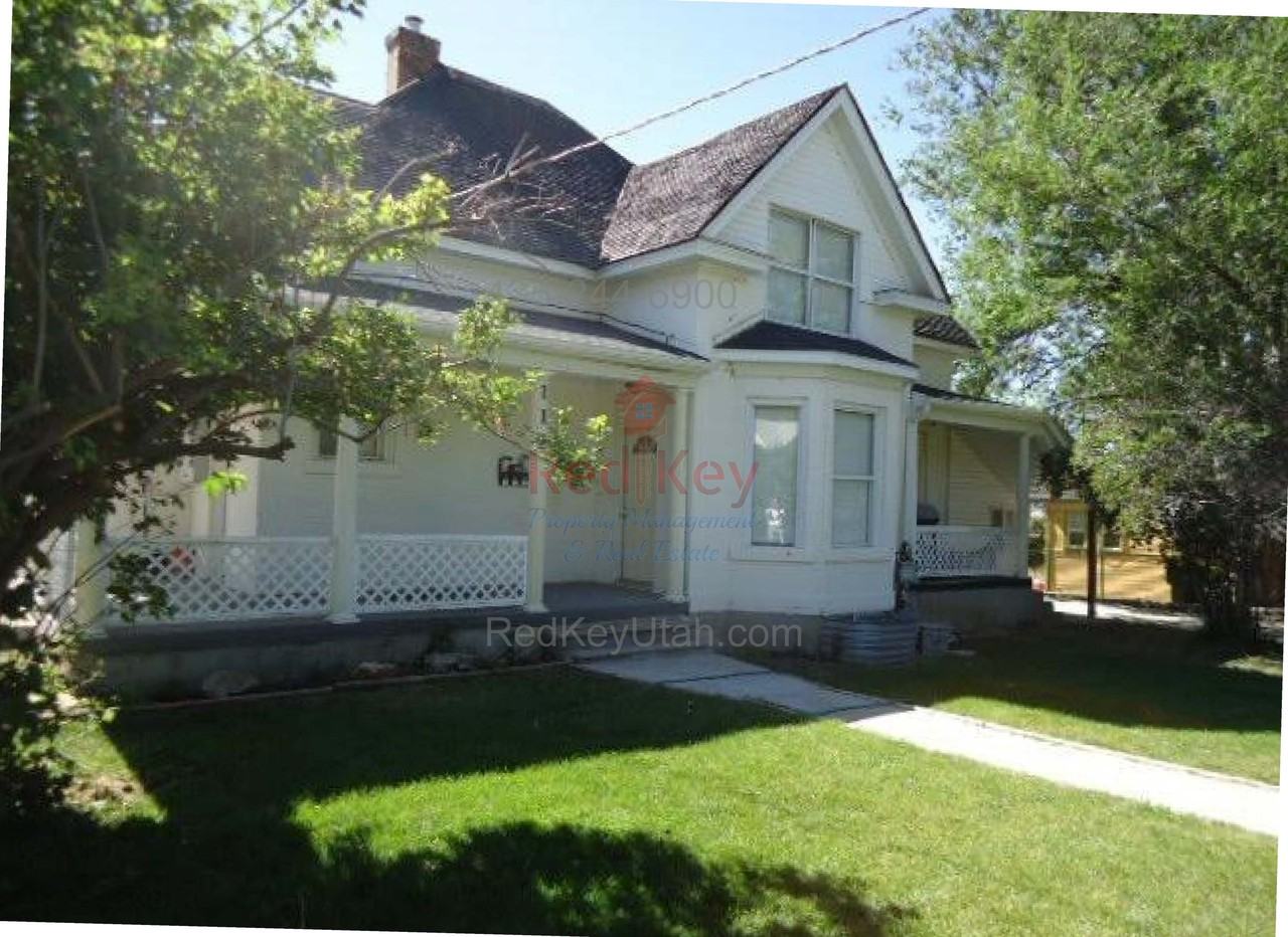 111 N 2Nd St - Photo 2 of 7