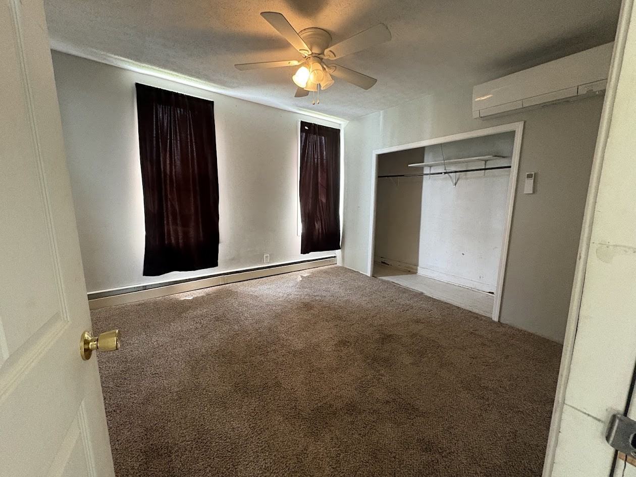 307 W South St - Photo 6 of 18