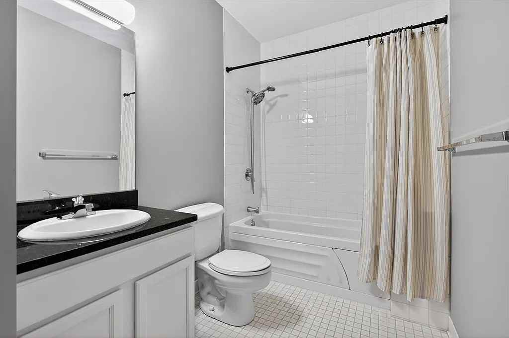 485 Harrison Ave #201 - Photo 2 of 16