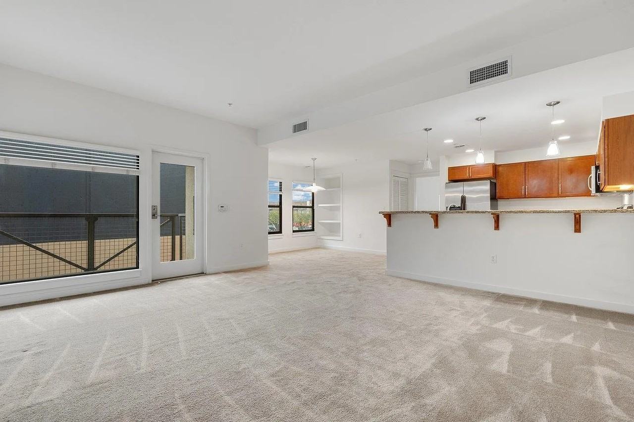 125 Patterson St #209 - Photo 3 of 12