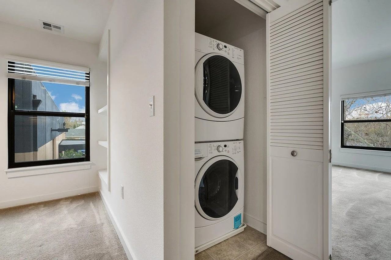 125 Patterson St #209 - Photo 7 of 12