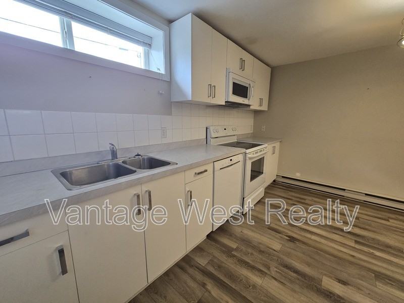 1291 - Photo 3 of 14