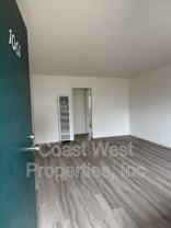 1057 1/2 Missouri St - Photo 1 of 1