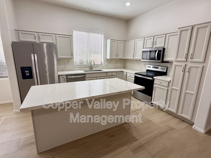 6889 W Paso Trl - Photo 2 of 17