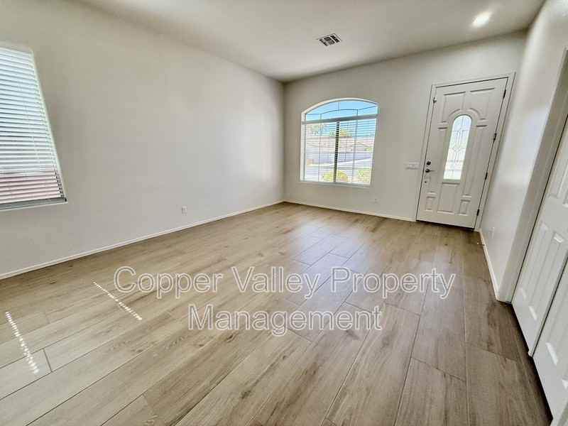 6889 W Paso Trl - Photo 5 of 17