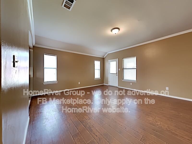 112 Magnolia St - Photo 6 of 26