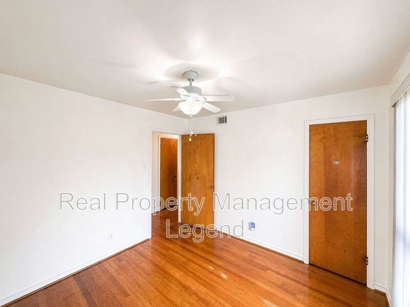 409 La Salle Dr - Photo 7 of 21