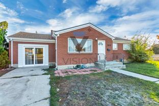 360 Es - Photo 1 of 1