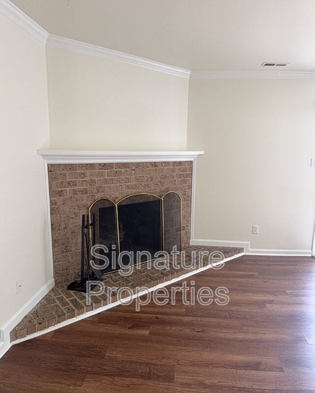 913 Ewell Rd - Photo 6 of 19