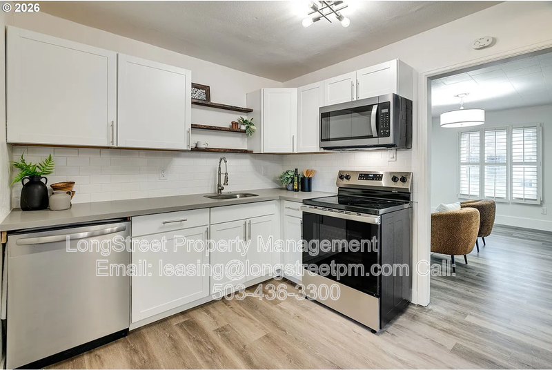 3315 Se 127th Pl #1 - Photo 5 of 17