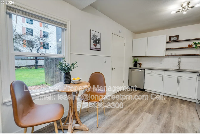 3315 Se 127th Pl #1 - Photo 6 of 17