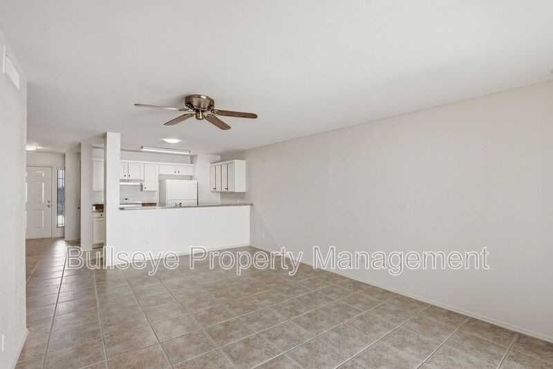 18624 N 93rd Ave - Photo 4 of 25