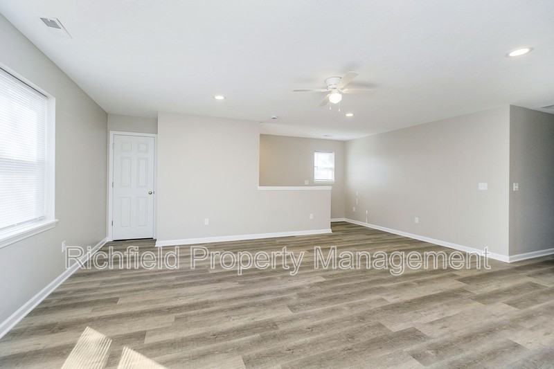 420 S Hamilton Ave - Photo 3 of 35