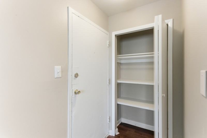 2627 Wimpole Ave - Photo 4 of 9