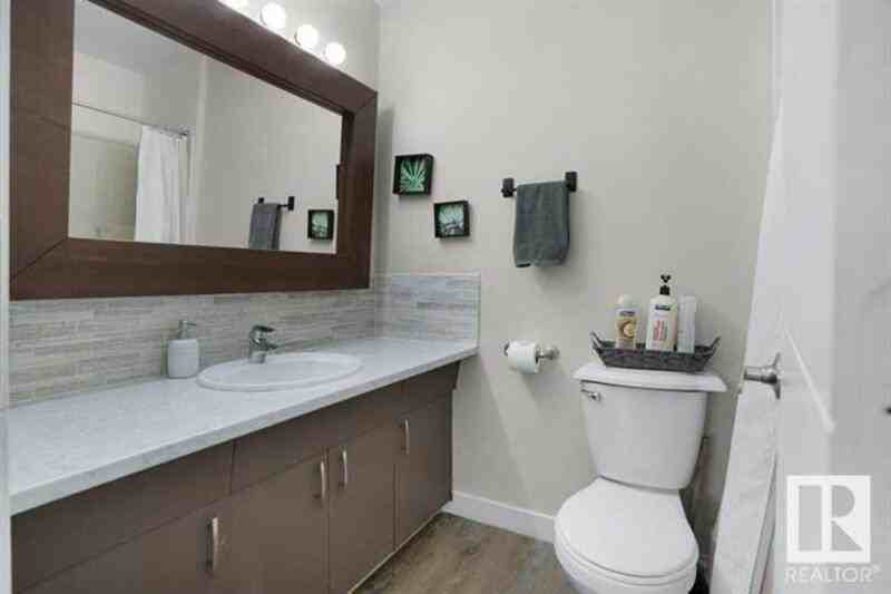 16227 100a Ave Nw #1 - Photo 6 of 10