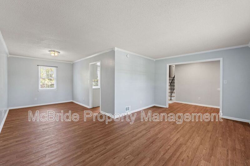 293 Twin Pines Dr - Photo 6 of 26