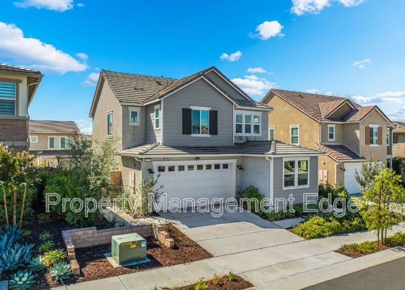 32017 Radiant Dr - Photo 3 of 32