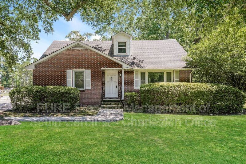 1940 Teakwood Rd - Photo 2 of 26