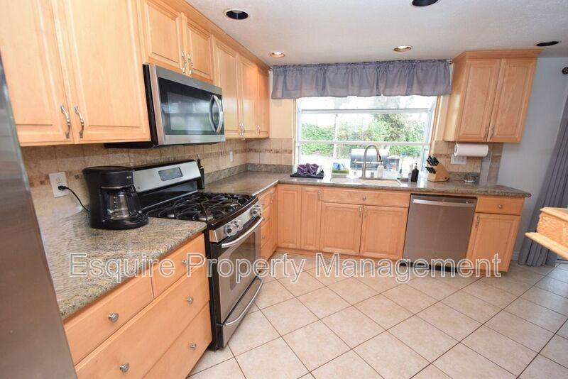 9014 Mccloud Dr - Photo 5 of 23