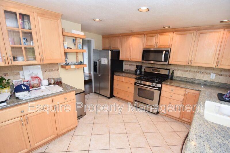 9014 Mccloud Dr - Photo 7 of 23