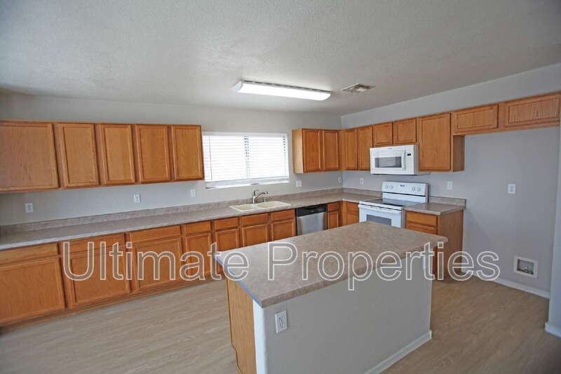 12885 N Tonya St - Photo 4 of 23