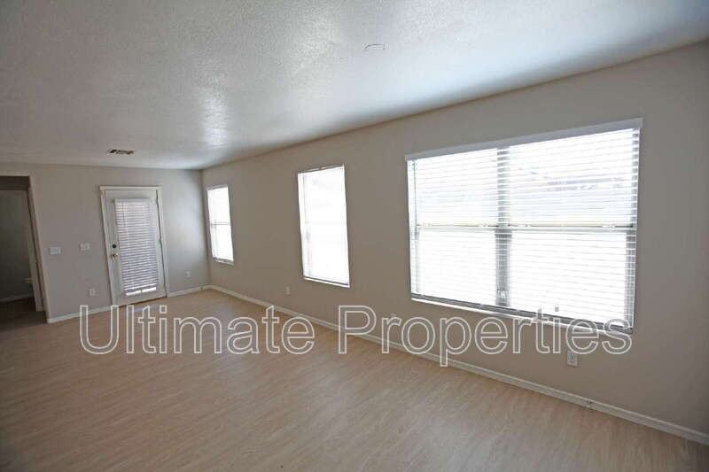 12885 N Tonya St - Photo 5 of 23