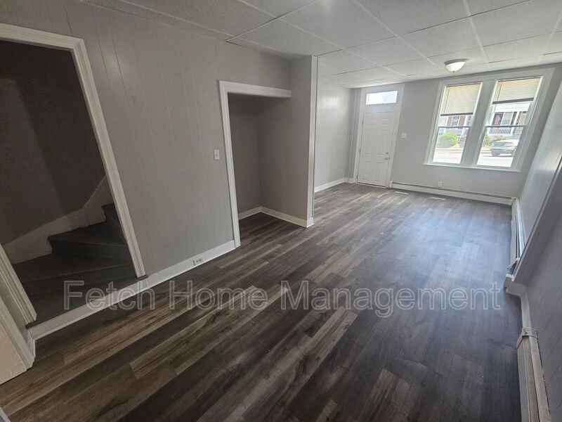 46 N Broad St - Photo 5 of 19