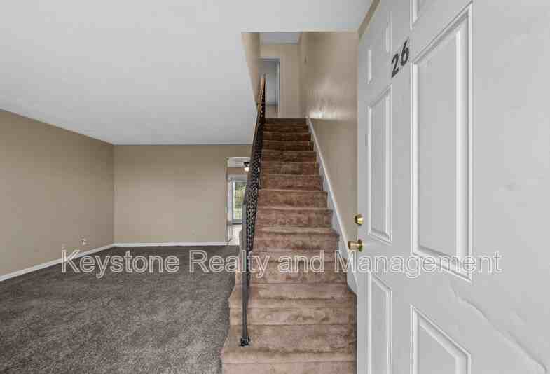 1070 Pembroke Oak Grove Rd #27 - Photo 2 of 13
