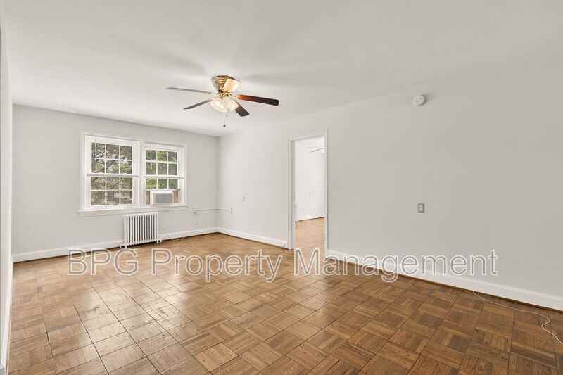 2634 Langston Blvd #404 - Photo 4 of 40