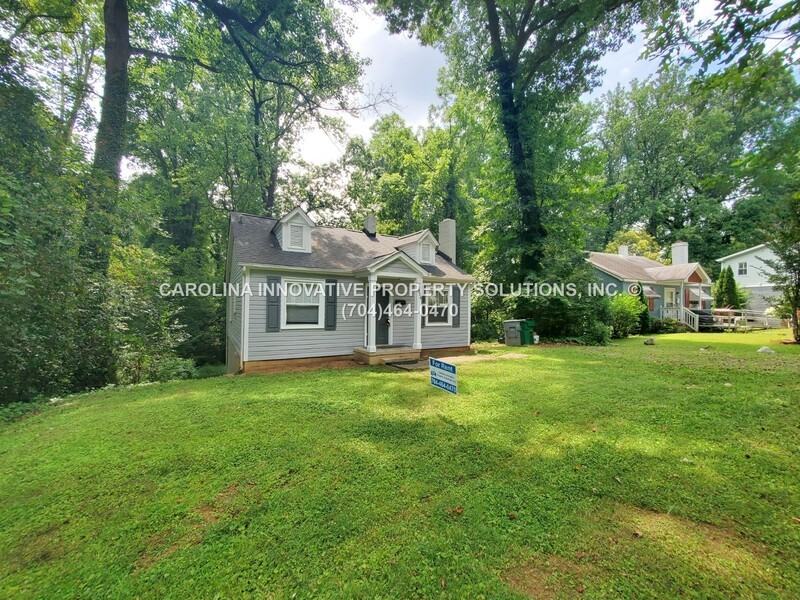 2824 Phillips Ave - Photo 2 of 27