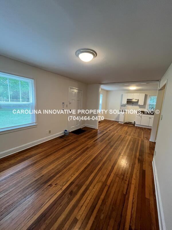 2824 Phillips Ave - Photo 4 of 27