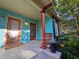 1402 Se 30th Ave - Photo 1 of 1