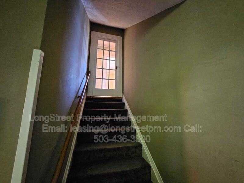 1402 Se 30th Ave - Photo 5 of 30
