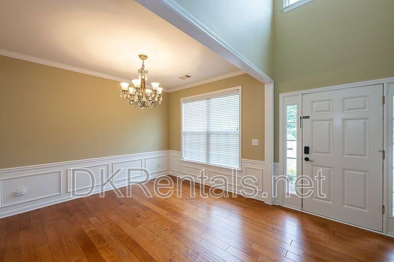 804 Araya Ct - Photo 7 of 39