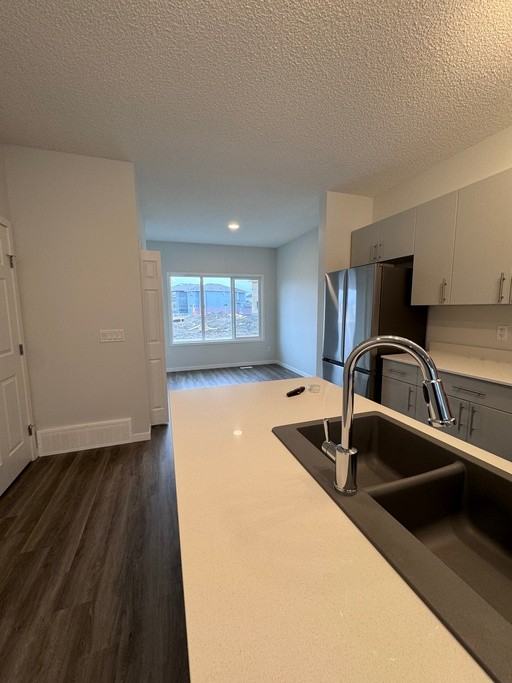 4711 177 Ave Nw - Photo 5 of 18