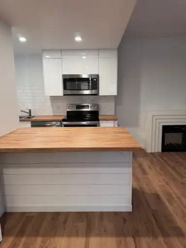 11437 101 St Nw - Photo 4 of 9