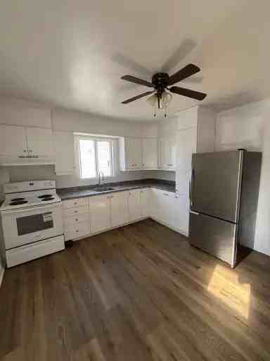 256 Hamilton St #A - Photo 2 of 12