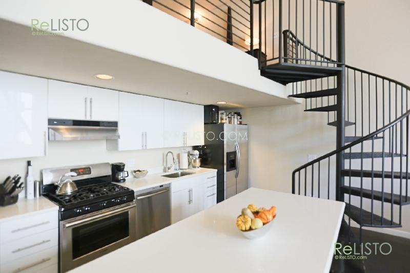 18 Lansing St #307 - Photo 3 of 10
