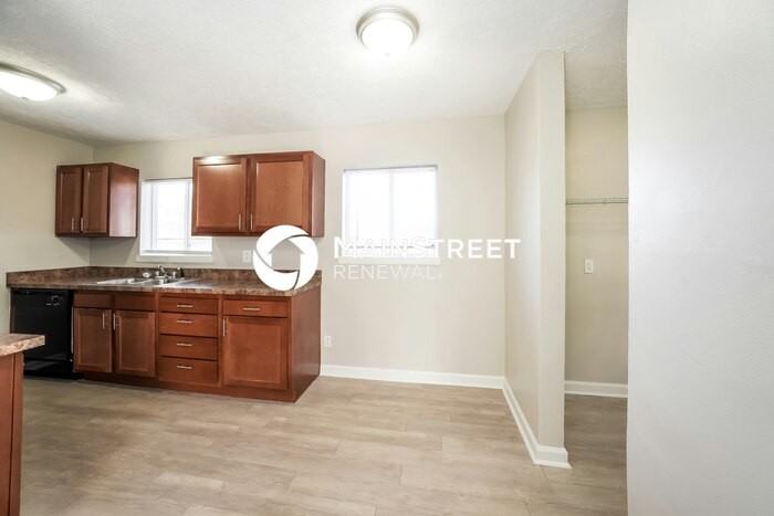 4723 Granada Dr - Photo 4 of 16