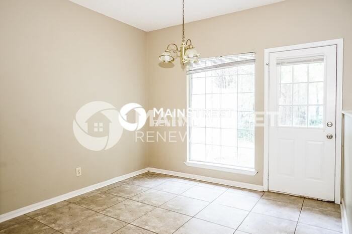 6697 Sunset Hills Blvd - Photo 5 of 16