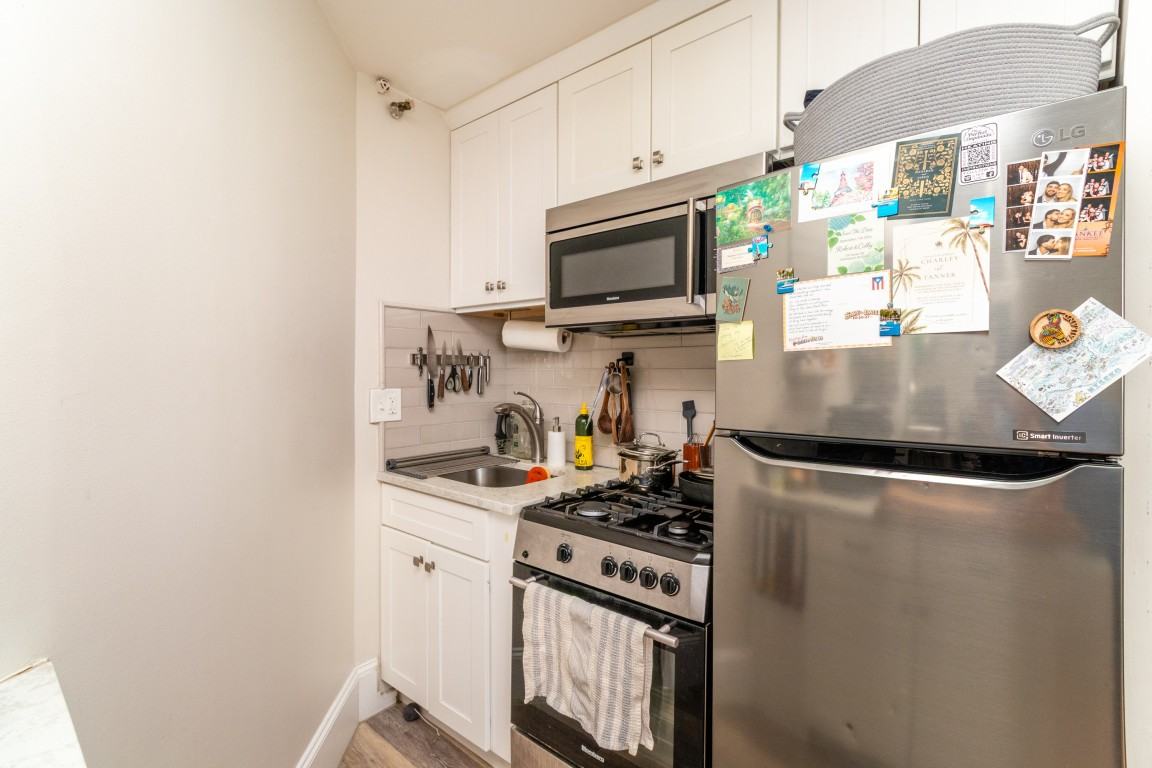 362 Commonwealth Ave #6H - Photo 3 of 25