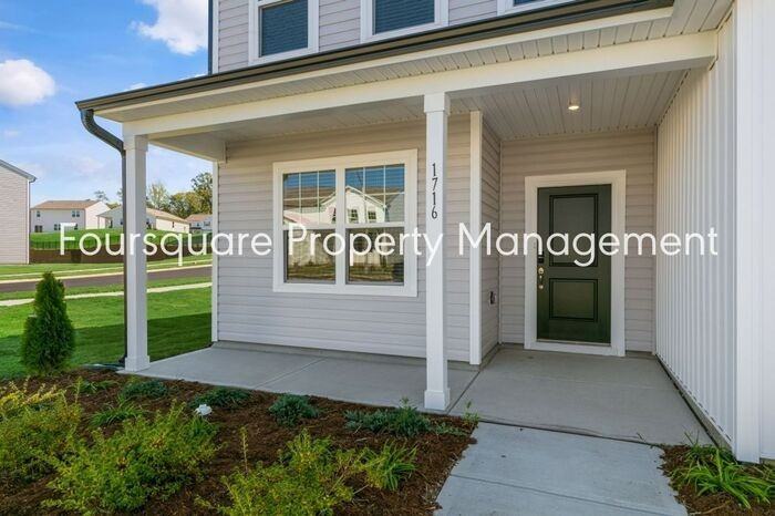 1716 Luna Way - Photo 5 of 42