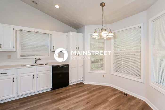 408 Squire Dr - Photo 7 of 17