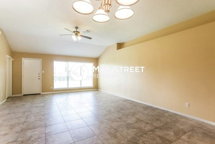 23711 Tree House Ln - Photo 6 of 16