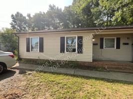 featured image of 1380 Fairley Ave #B