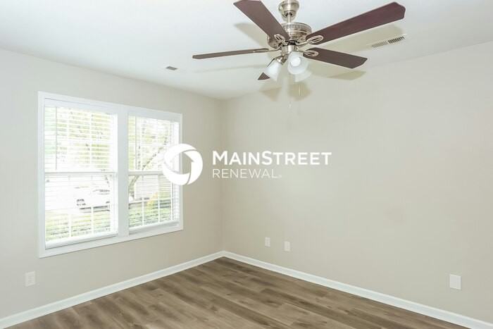 10522 Salamander Ct - Photo 7 of 14