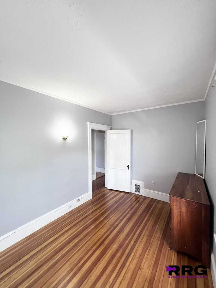 Saint Marks Rd #3 - Photo 6 of 14