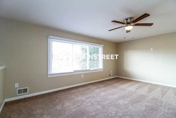 8311 Terry Rd - Photo 2 of 15