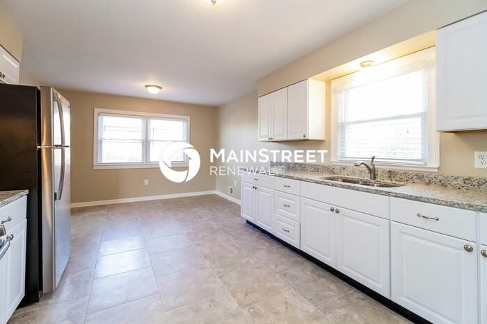 8311 Terry Rd - Photo 7 of 15