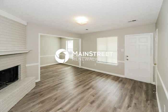 4354 Rosswood Dr - Photo 3 of 16